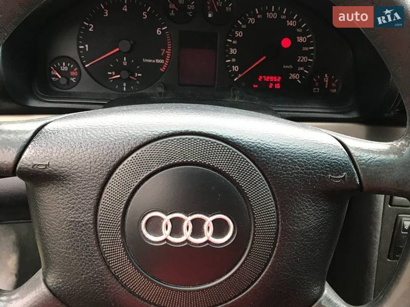 Седан Audi A4 1998 в Лесном Хлебичине
