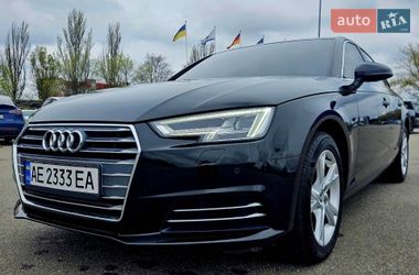 Седан Audi A4 2018 в Дніпрі