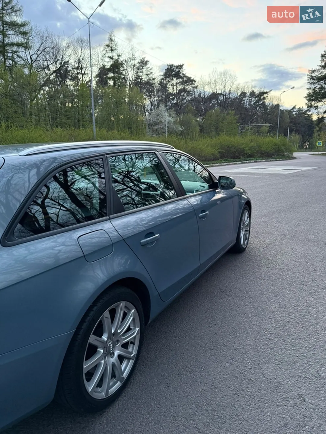 2010 Audi A4 - мініатюра 9