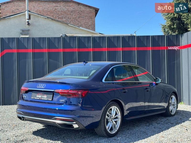 Седан Audi A4 2020 в Луцьку