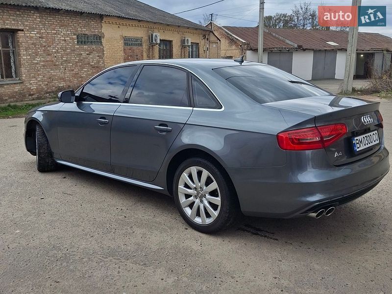 Audi A4 2014