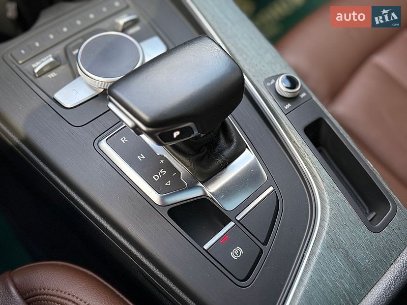Седан Audi A4 2017 в Києві
