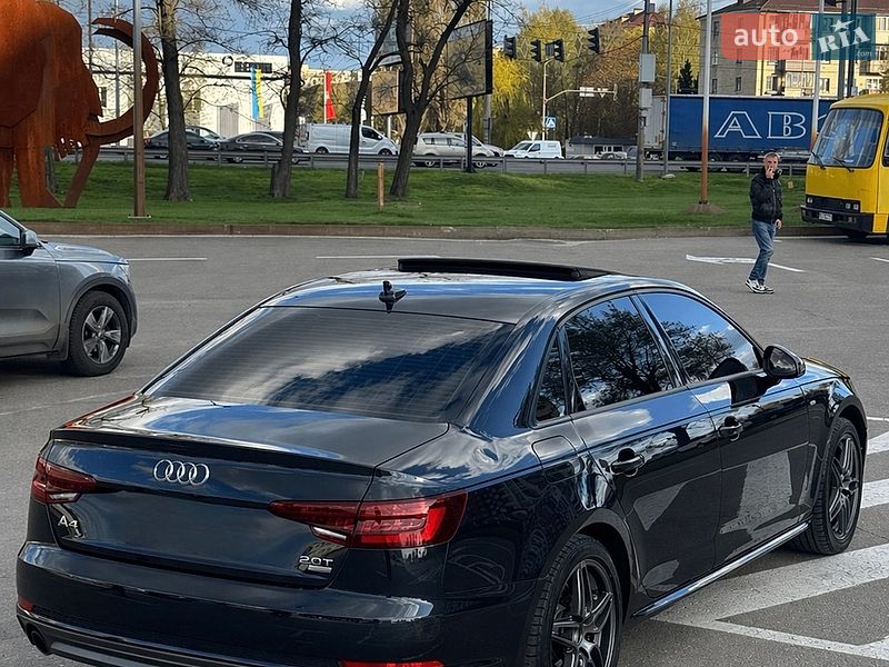Седан Audi A4 2017 в Києві