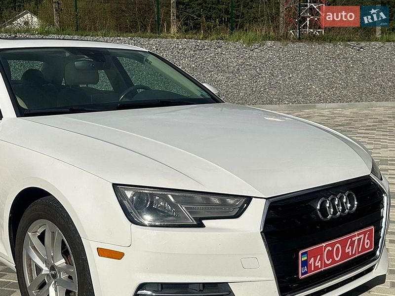Седан Audi A4 2017 в Львове