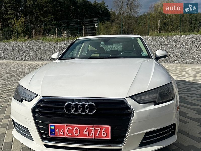 Седан Audi A4 2017 в Львове