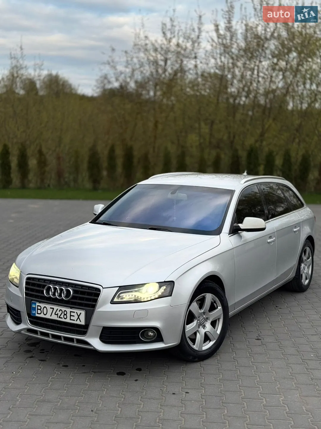 2011 Audi A4 - мініатюра 2