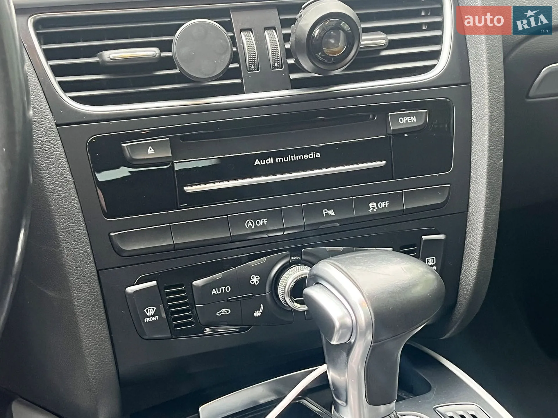 2015 Audi A4 - мініатюра 33
