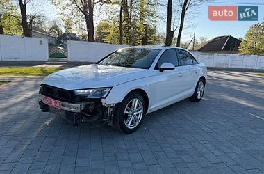 Седан Audi A4 2016 в Львове