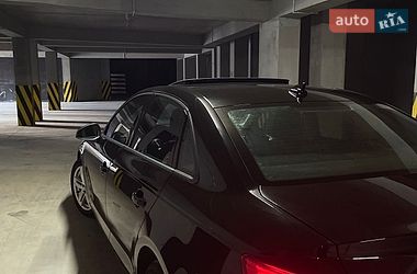 Седан Audi A4 2016 в Черновцах