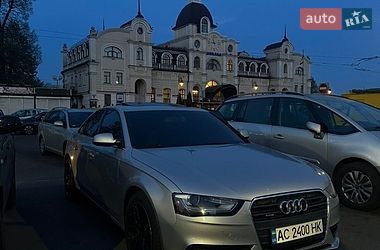 Седан Audi A4 2012 в Луцке