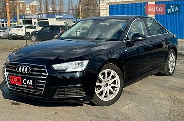 Седан Audi A4 2016 в Киеве