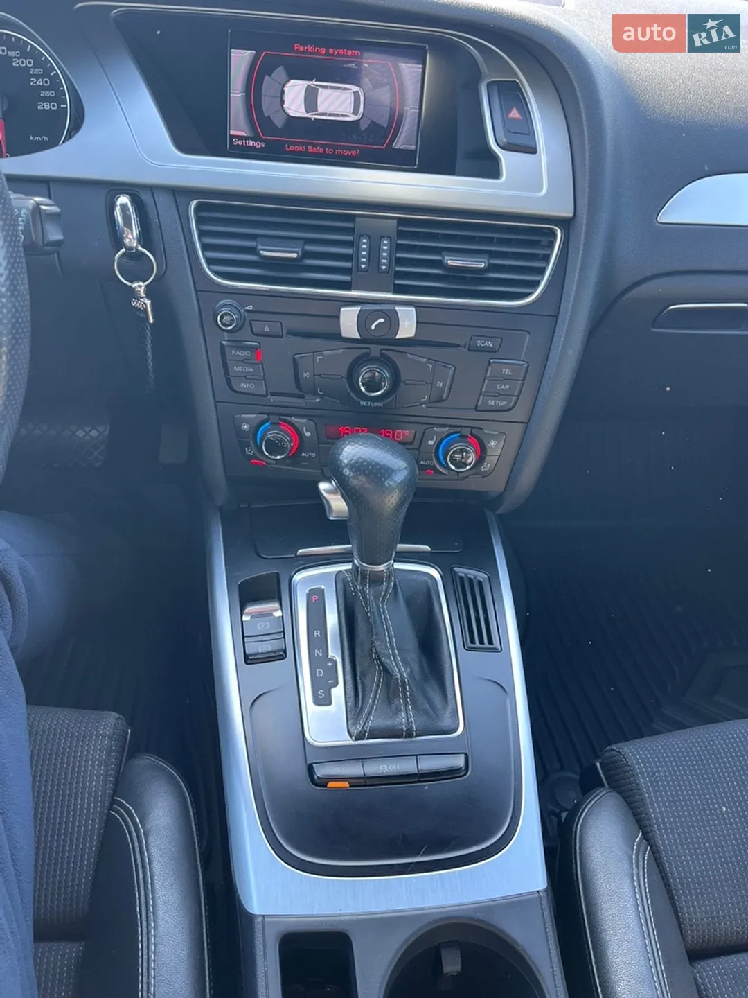 2011 Audi A4 - мініатюра 18