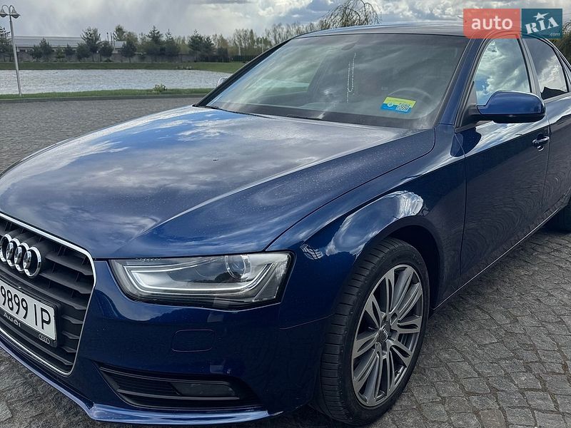 Audi A4 2015