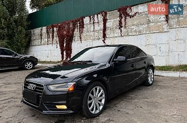 Седан Audi A4 2012 в Киеве