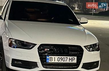 Седан Audi A4 2014 в Горишних Плавнях