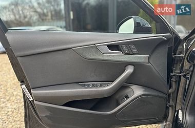 Седан Audi A4 2017 в Львове