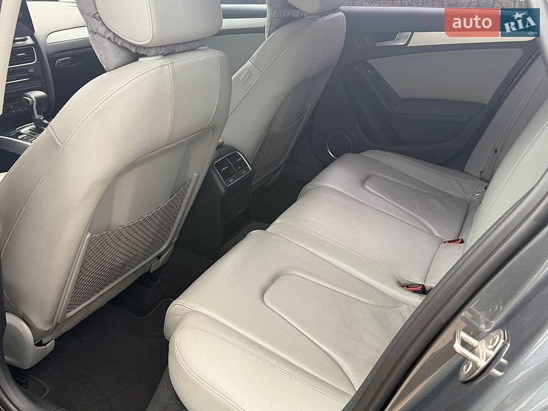 Седан Audi A4 2015 в Києві