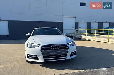 Седан Audi A4 2019 в Полтаві