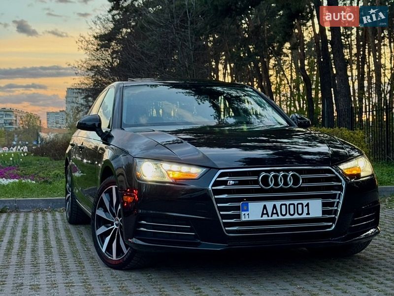 Седан Audi A4 2016 в Киеве