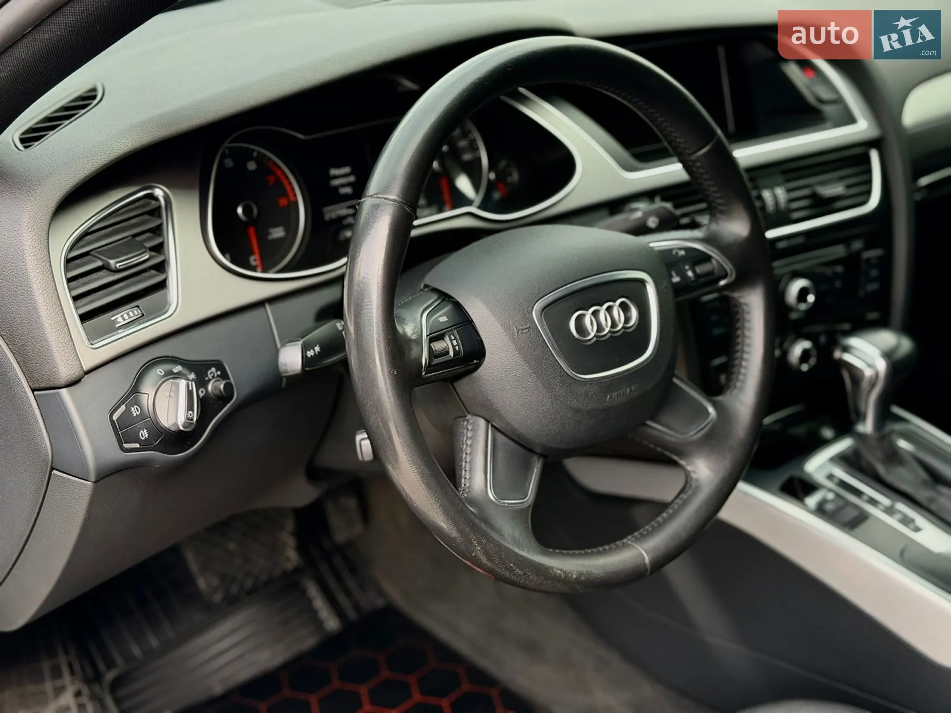 2012 Audi A4 - мініатюра 7