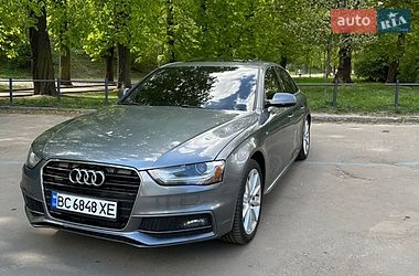 Седан Audi A4 2015 в Львові
