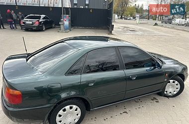 Седан Audi A4 1996 в Хмельницком