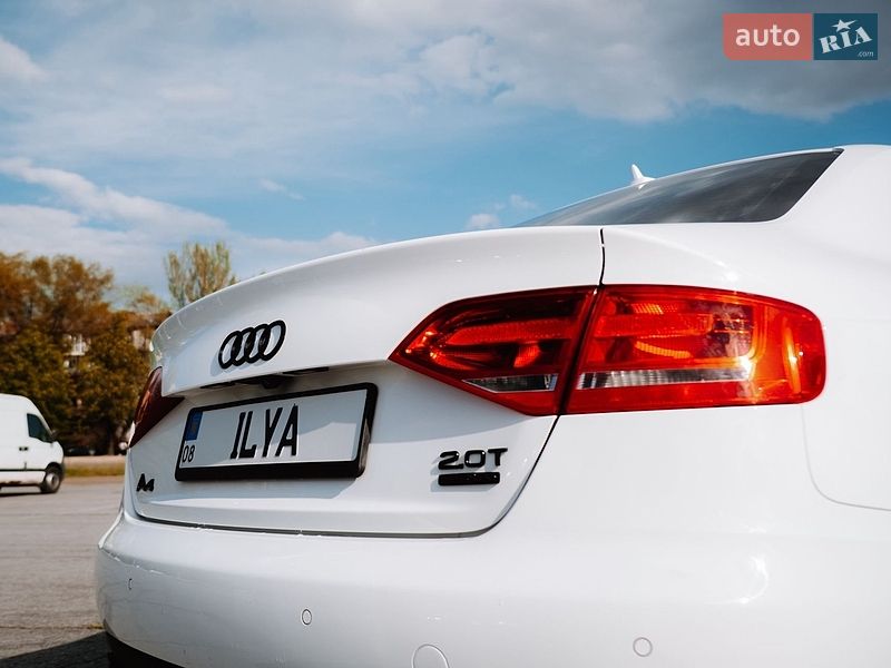 Седан Audi A4 2009 в Запорожье