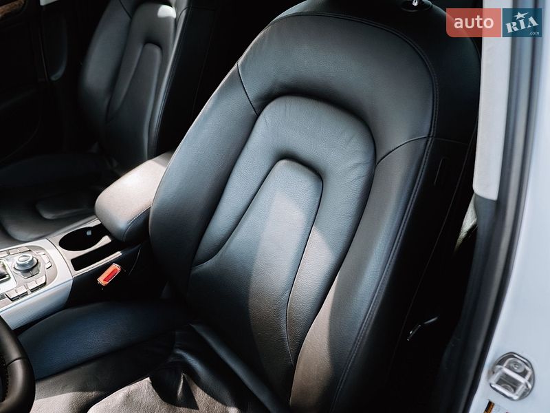 Седан Audi A4 2009 в Запорожье