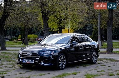 Седан Audi A4 2023 в Житомирі
