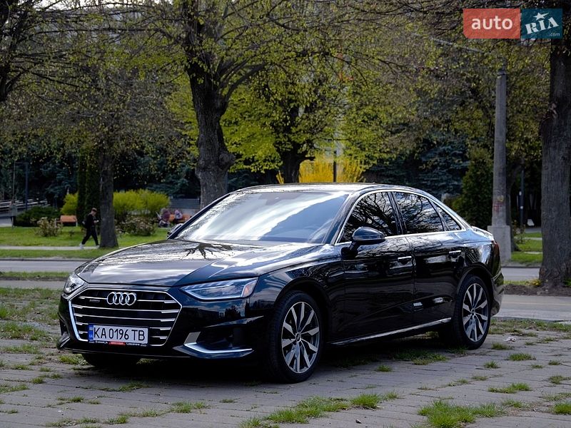 Audi A4 2023