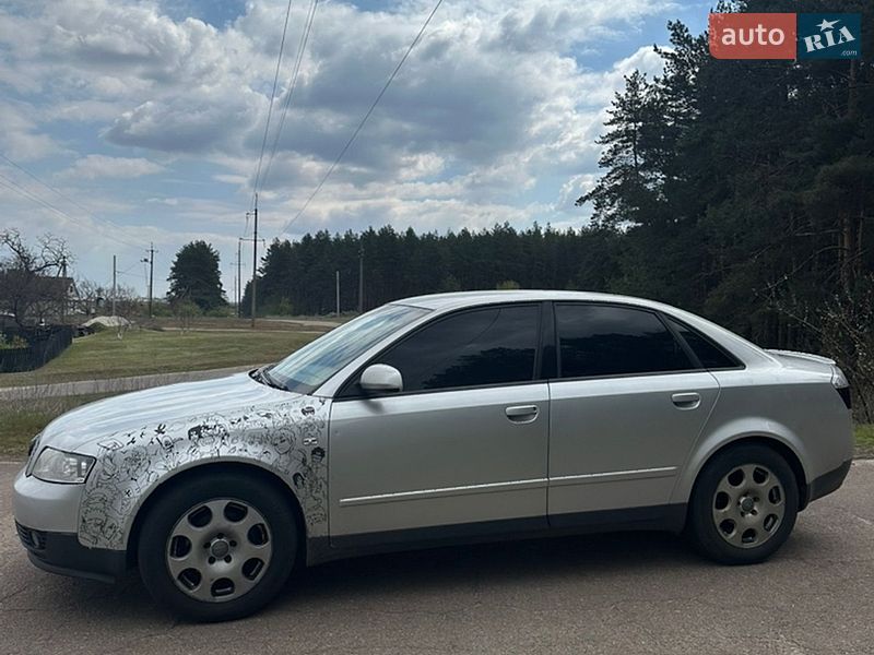 Седан Audi A4 2001 в Черкасах