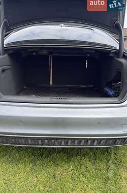 Седан Audi A4 2015 в Киеве