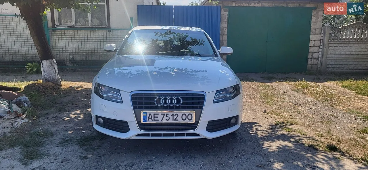 2010 Audi A4 - мініатюра 26