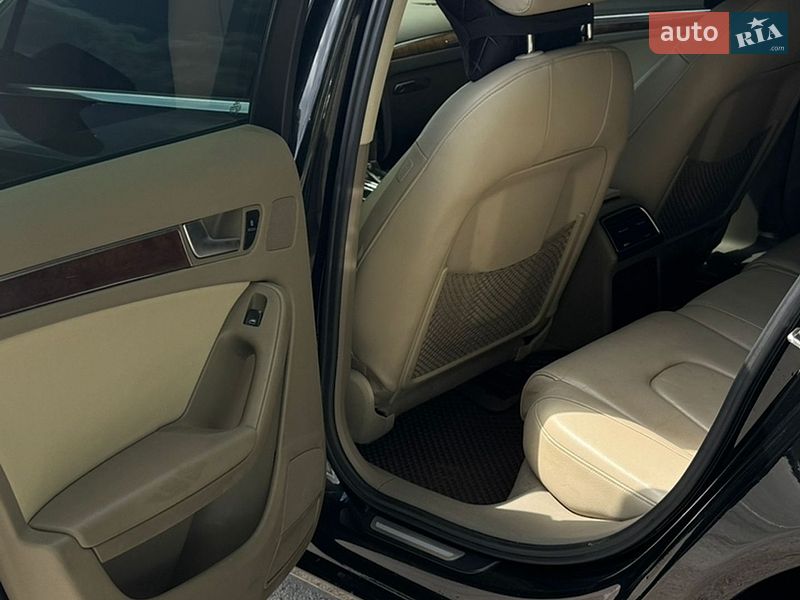 Седан Audi A4 2011 в Запорожье