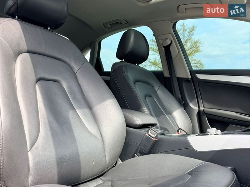 Седан Audi A4 2013 в Каменском