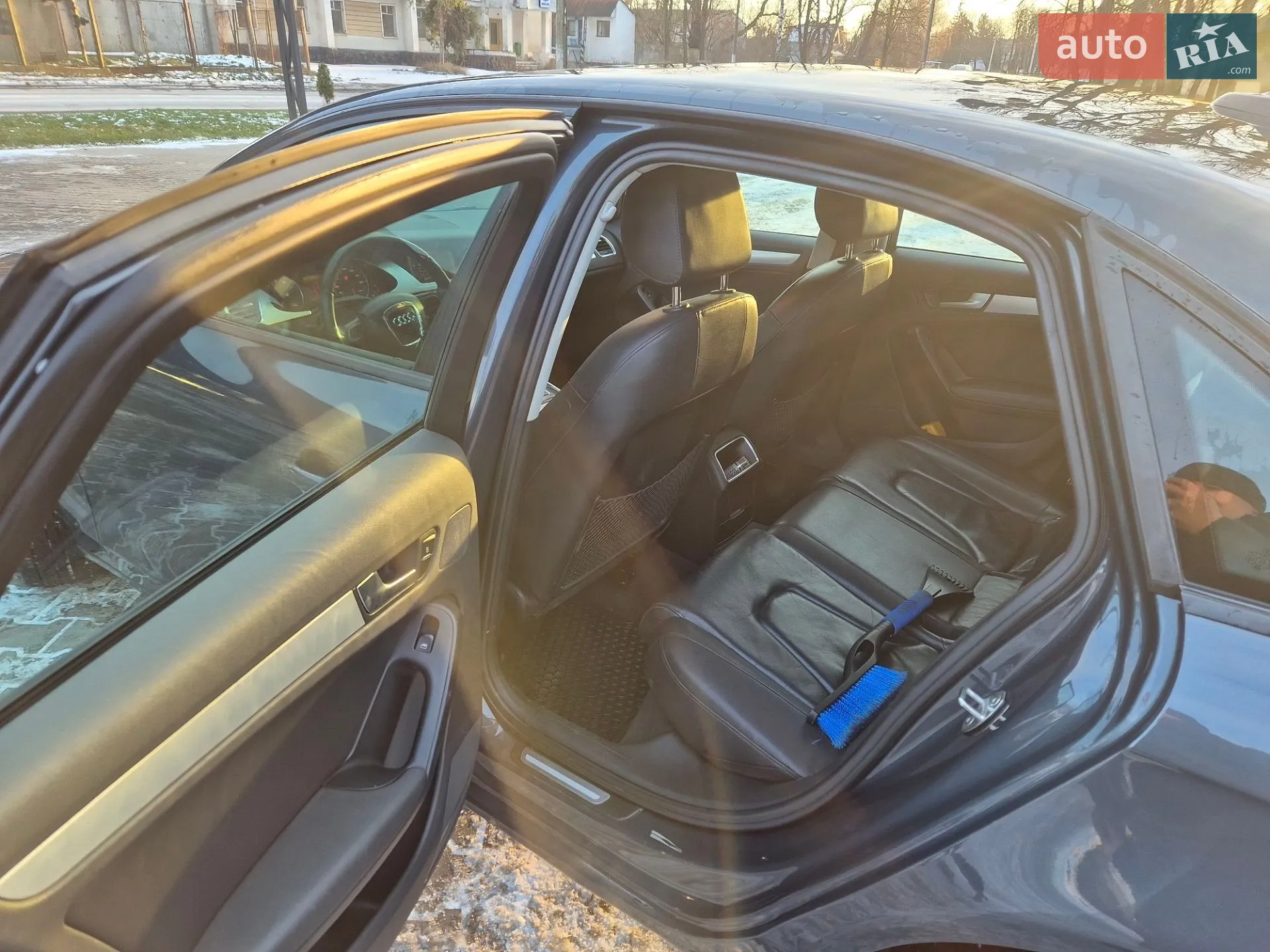 2010 Audi A4 - мініатюра 5