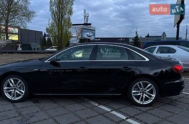 Седан Audi A4 2022 в Києві