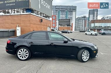 Седан Audi A4 2016 в Киеве