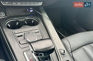 Седан Audi A4 2016 в Киеве