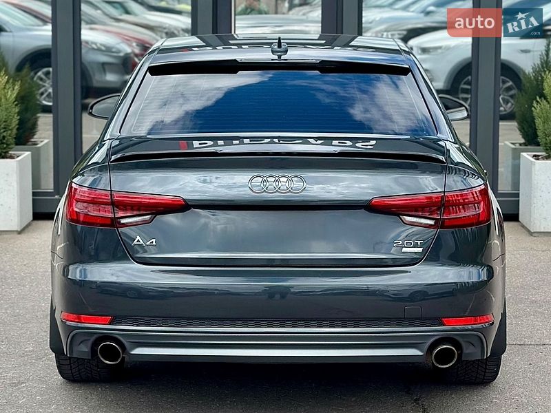 Седан Audi A4 2016 в Кременчуге