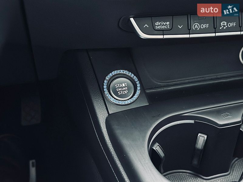 Седан Audi A4 2016 в Кременчуге
