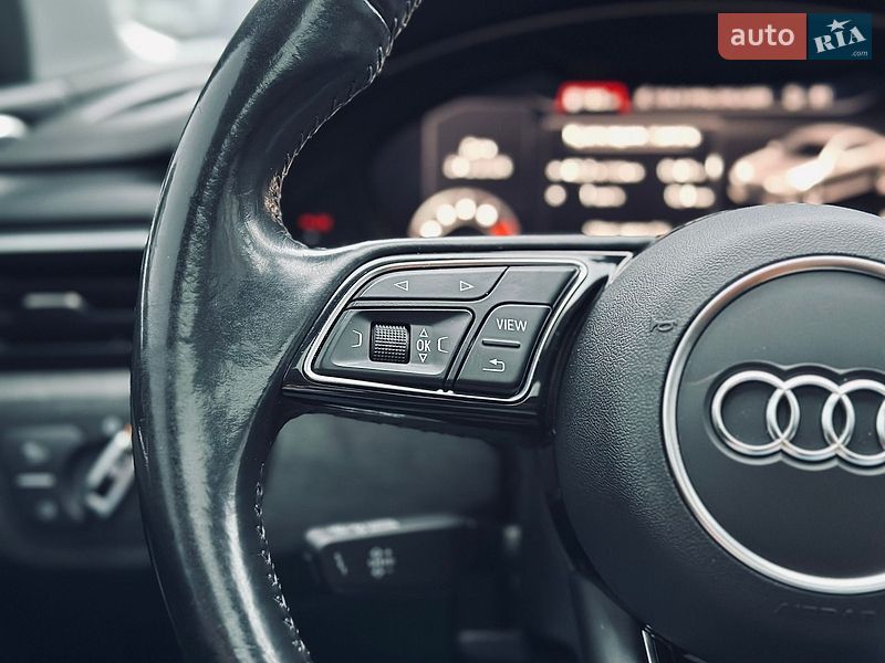 Седан Audi A4 2016 в Кременчуге