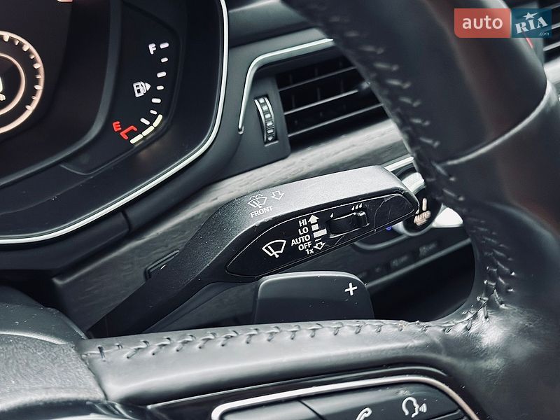 Седан Audi A4 2016 в Кременчуге