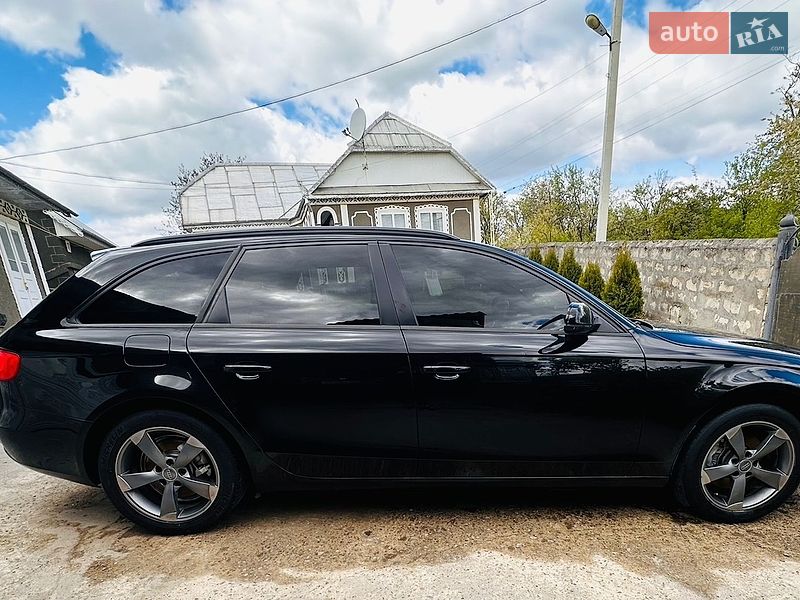Універсал Audi A4 2013 в Чернівцях