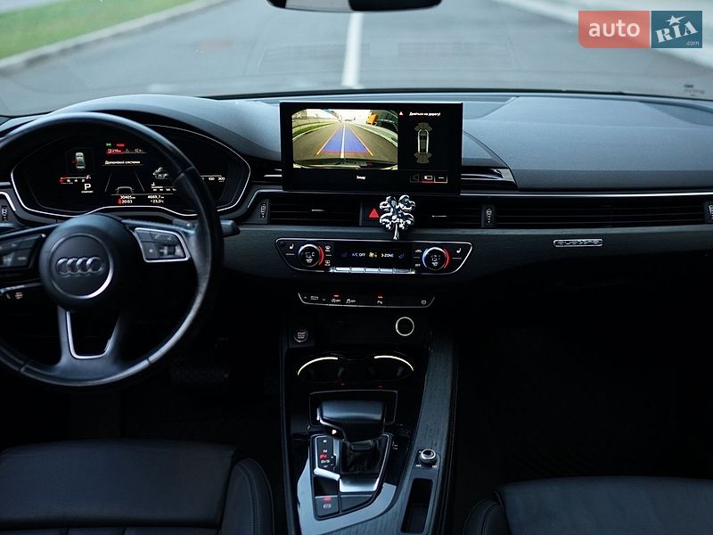 Седан Audi A4 2020 в Львові