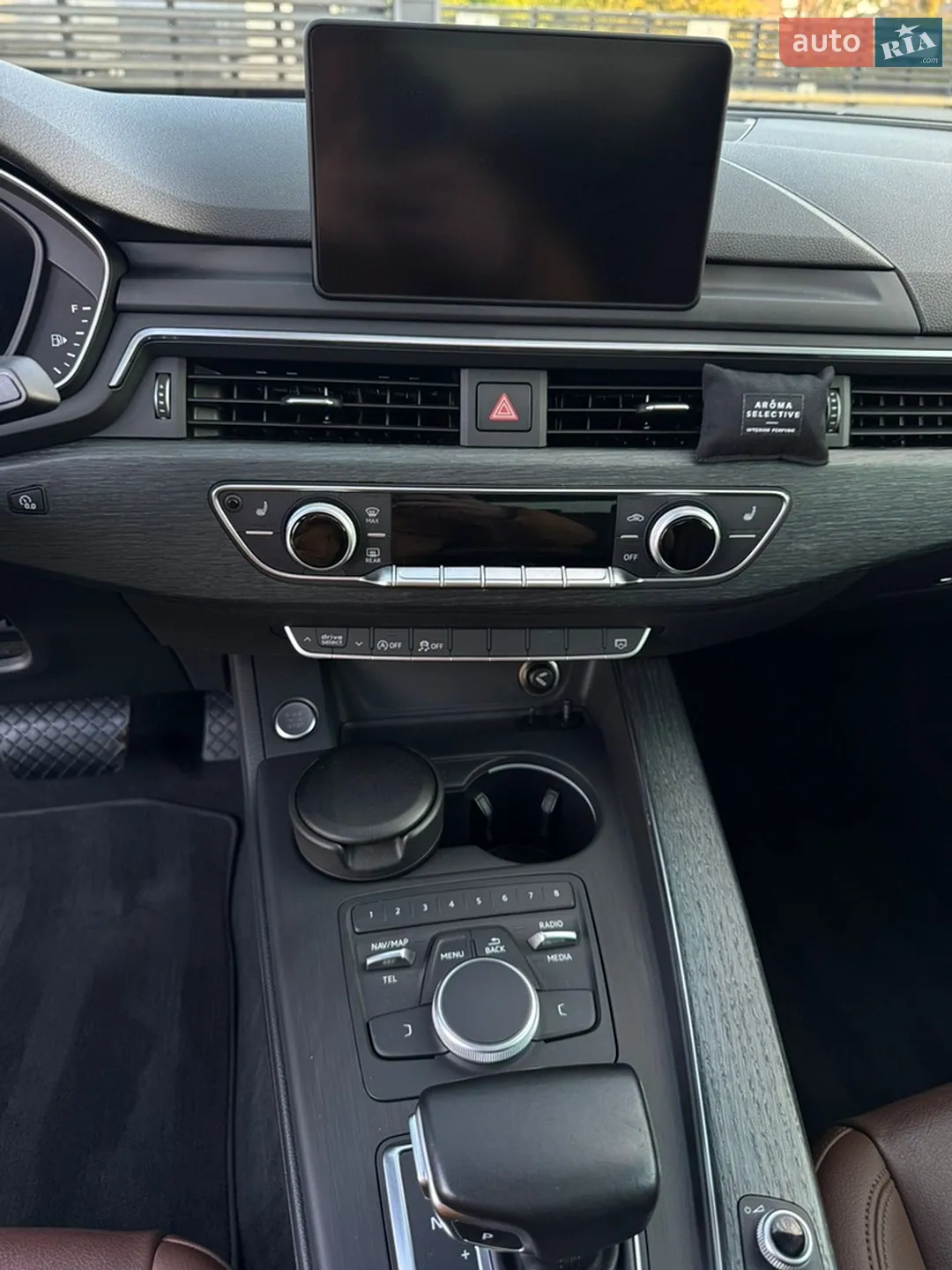 2016 Audi A4 - мініатюра 20