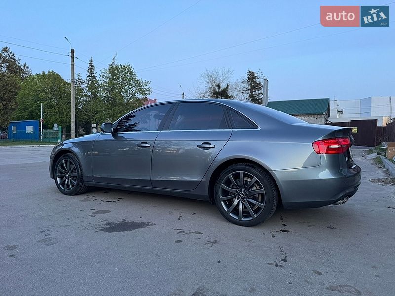 Седан Audi A4 2014 в Золотоноше