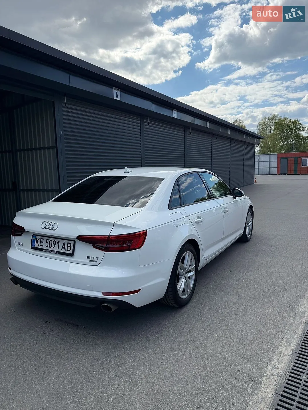 2017 Audi A4 - мініатюра 10