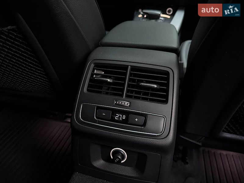 Седан Audi A4 2017 в Києві