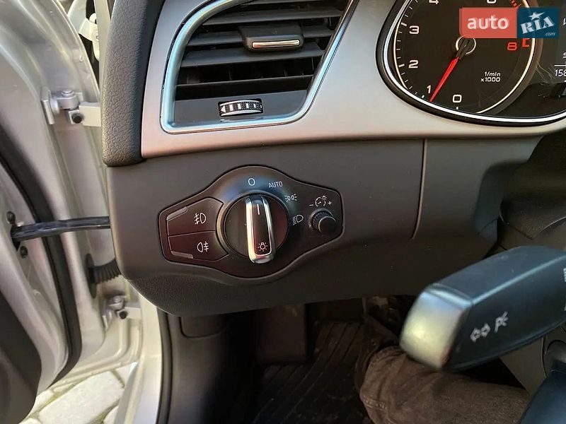 Седан Audi A4 2013 в Івано-Франківську